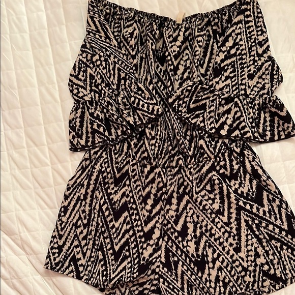 Black and Cream Patterned Women's Romper - Picture 1 of 3